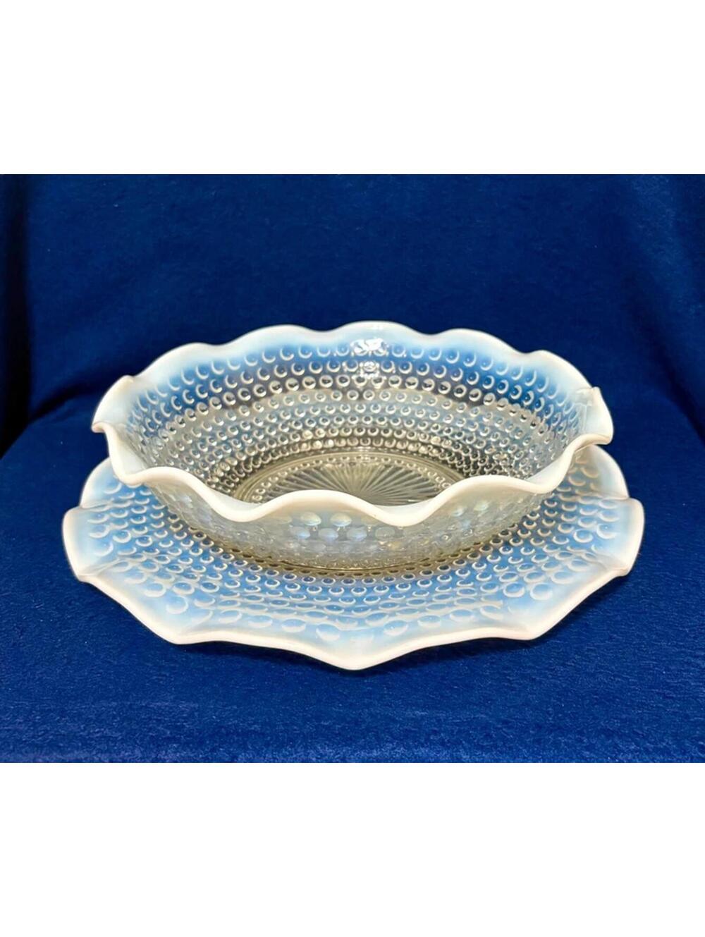 VTG Moonstone Opalescent Scalloped Bowl 9.5″ & 11″ Platter Set